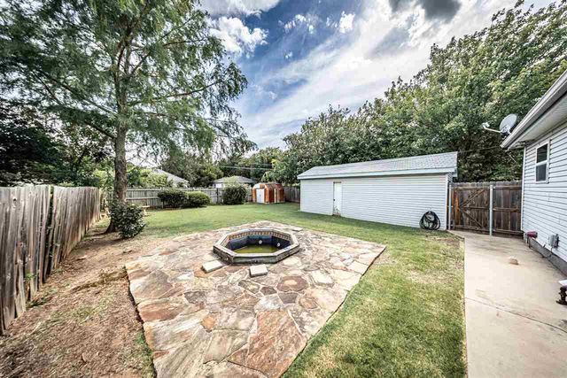 1212 NW Lincoln, Lawton, OK 73507