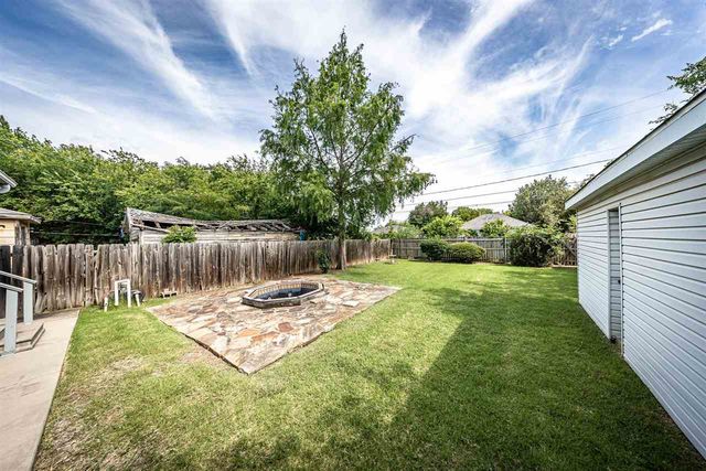 1212 NW Lincoln, Lawton, OK 73507
