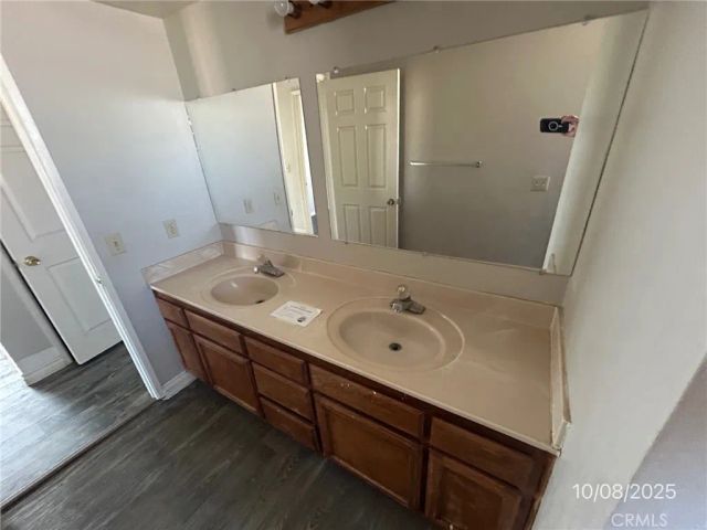 22677 South, Apple Valley, CA 92307