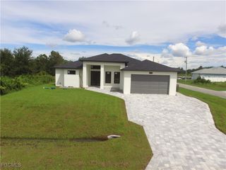 4705 Flora AVE S, Lehigh Acres, FL 33976