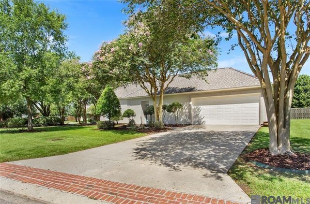 6348 Beau Douglas Ave, Gonzales, LA 70737