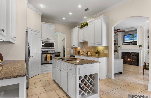 6348 Beau Douglas Ave, Gonzales, LA 70737
