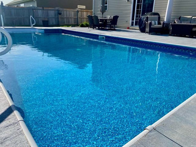 1933 MARJORIE Lane, Kokomo, IN 46902