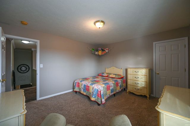 1933 MARJORIE Lane, Kokomo, IN 46902