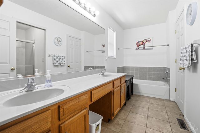 4358 Yacht Haven Way, West Chester, OH 45069
