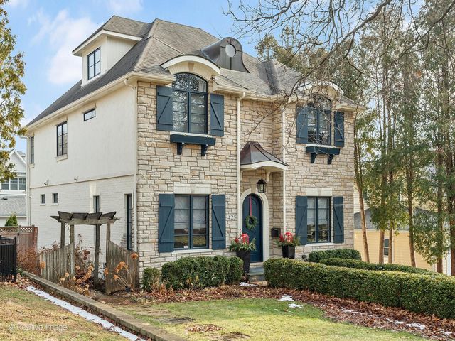 425 S Quincy Avenue, Hinsdale, IL 60521