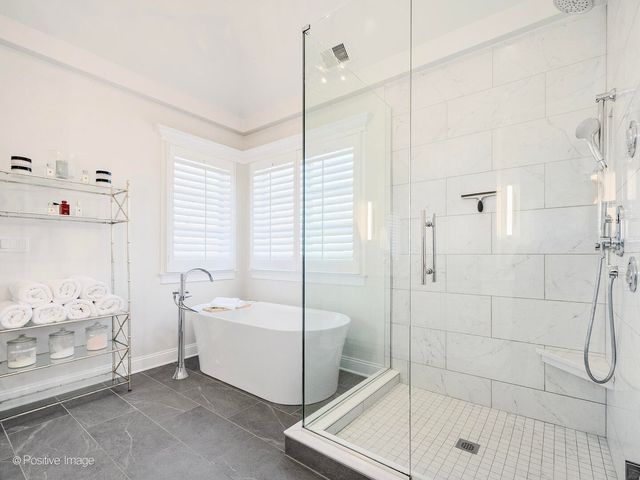 425 S Quincy Avenue, Hinsdale, IL 60521