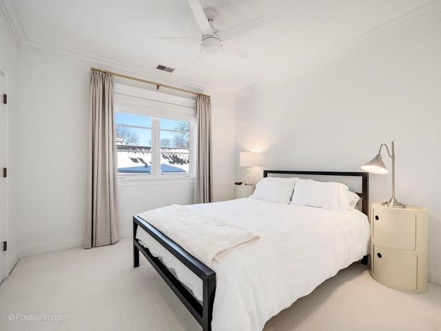 425 S Quincy Avenue, Hinsdale, IL 60521