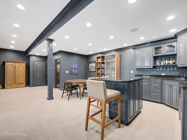 425 S Quincy Avenue, Hinsdale, IL 60521