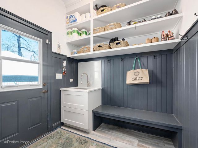 425 S Quincy Avenue, Hinsdale, IL 60521