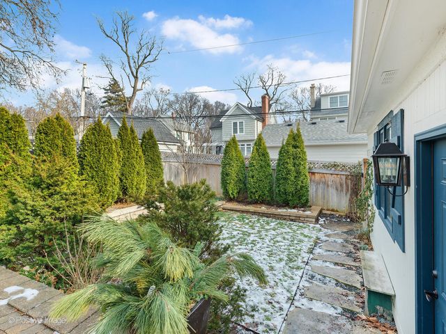 425 S Quincy Avenue, Hinsdale, IL 60521