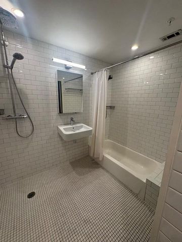 1312 Live Oak Street 101, Houston, TX 77003