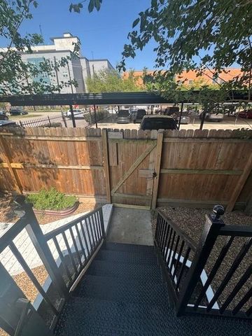 1312 Live Oak Street 101, Houston, TX 77003