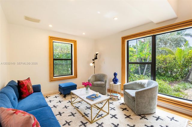 4230 Royal Palm Avenue, Miami Beach, FL 33140