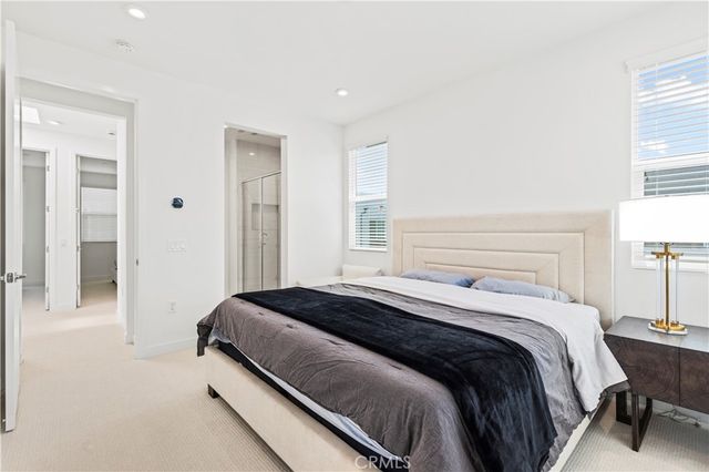 609 S Lyon Street, Santa Ana, CA 92705