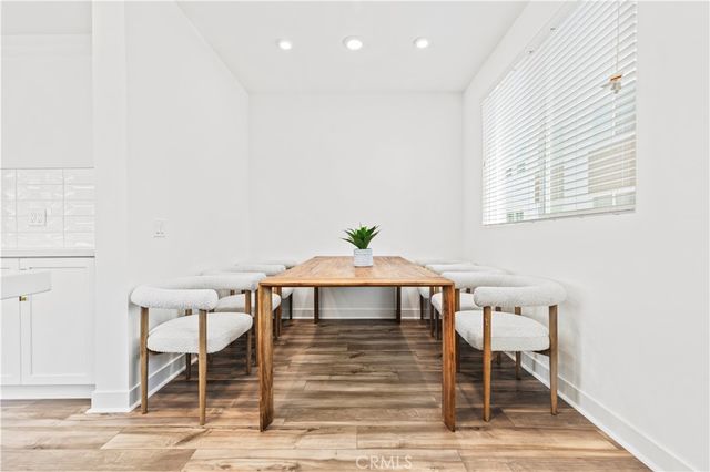 609 S Lyon Street, Santa Ana, CA 92705