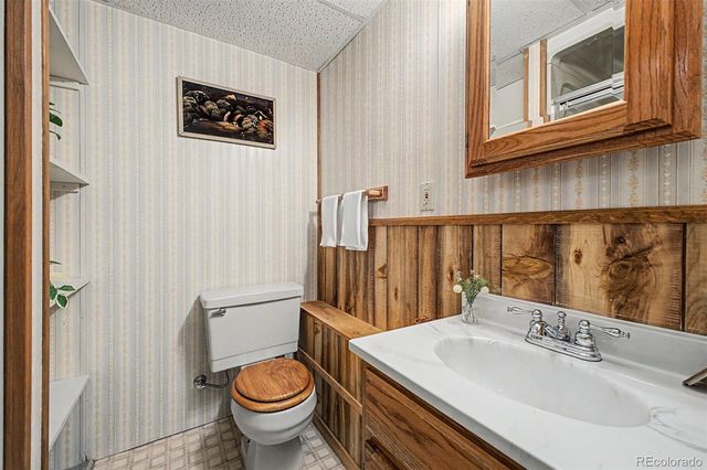 450 Chelan Street, Golden, CO 80401