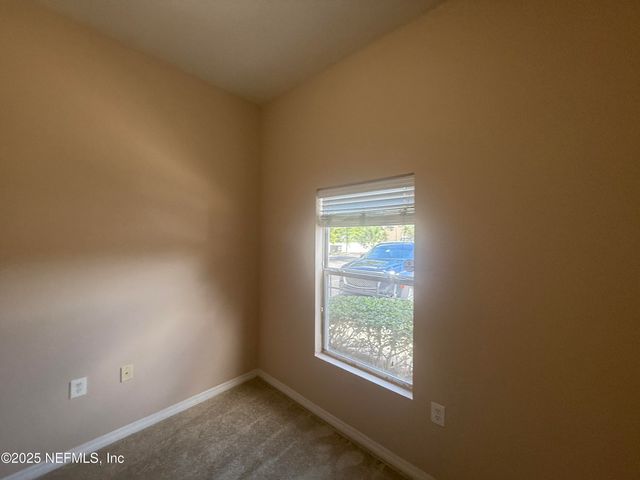 5150 PLAYPEN Drive 2-1, Jacksonville, FL 32210
