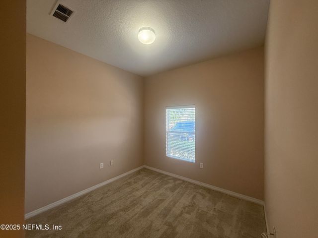5150 PLAYPEN Drive 2-1, Jacksonville, FL 32210