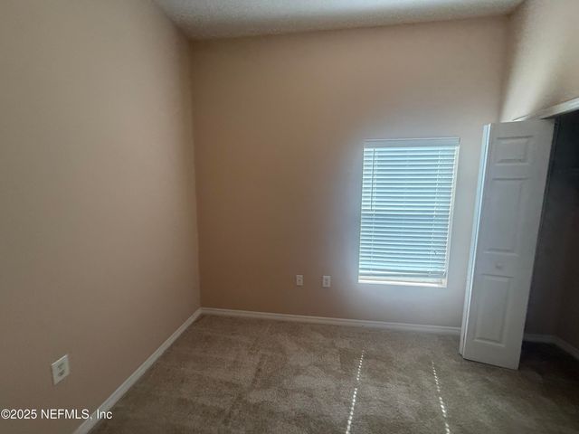 5150 PLAYPEN Drive 2-1, Jacksonville, FL 32210