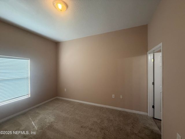 5150 PLAYPEN Drive 2-1, Jacksonville, FL 32210