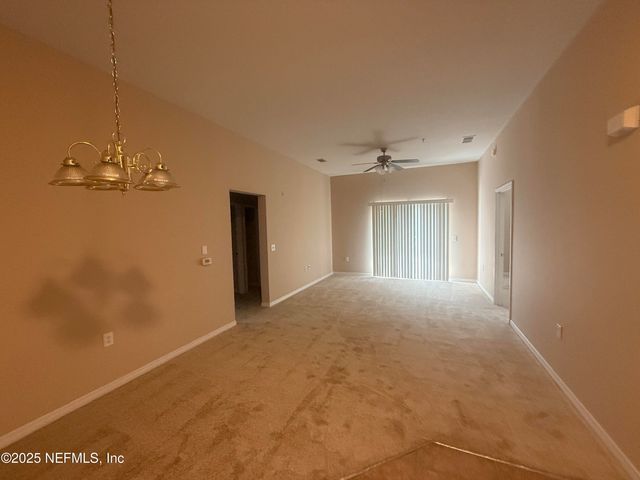 5150 PLAYPEN Drive 2-1, Jacksonville, FL 32210