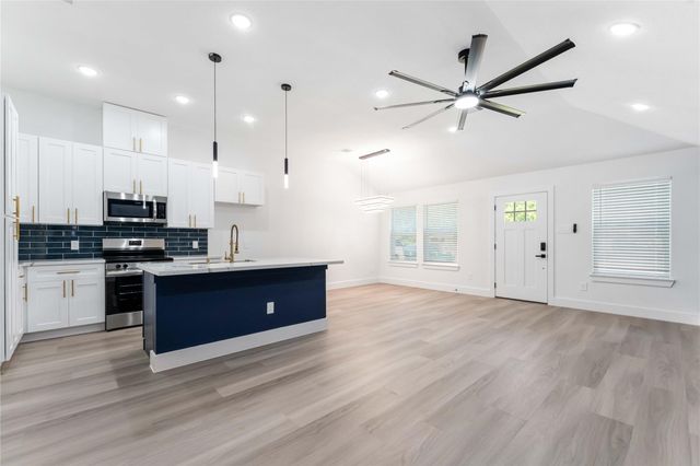 9406 Sandra Street A, Houston, TX 77016