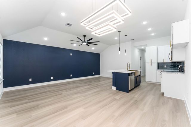 9406 Sandra Street A, Houston, TX 77016