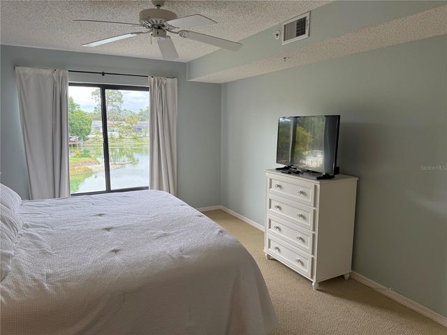5555 ASHTON LAKE DRIVE 5555, Sarasota, FL 34231