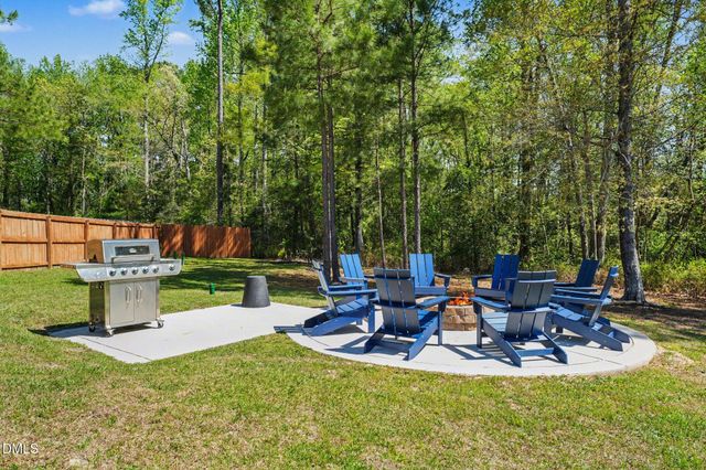 49 Chesterton Court, Cameron, NC 28326