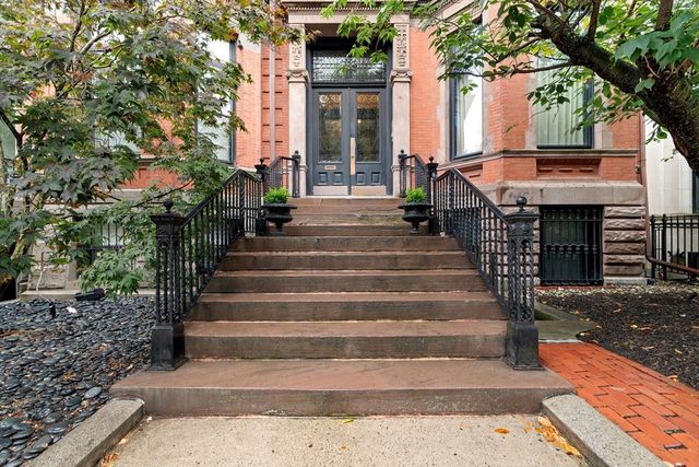 302 Commonwealth Ave C, Boston, MA 02115