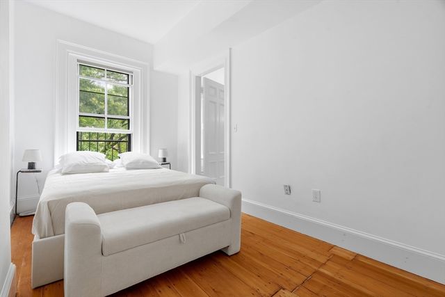 302 Commonwealth Ave C, Boston, MA 02115