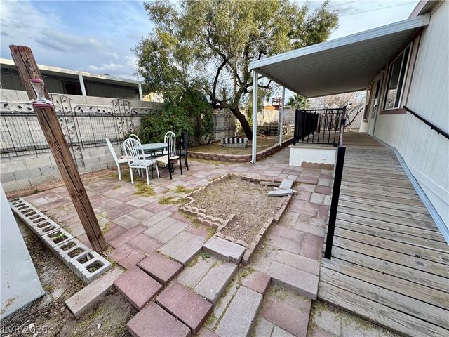 228 Hopi Lane, Henderson, NV 89015