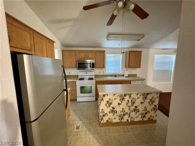 228 Hopi Lane, Henderson, NV 89015