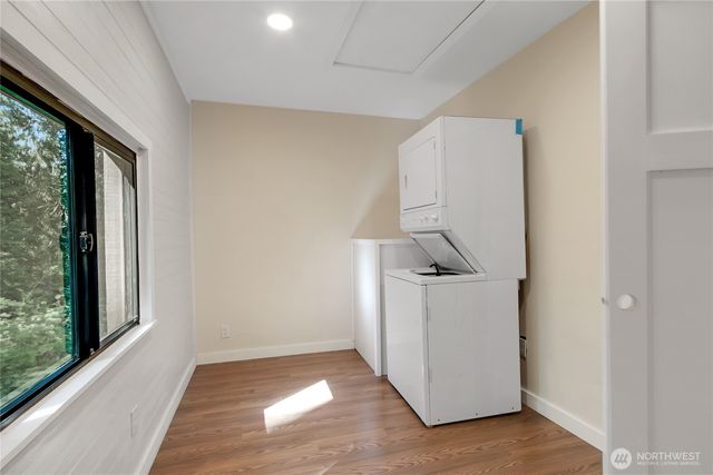 4715 NE Boston Harbor Road, Olympia, WA 98506