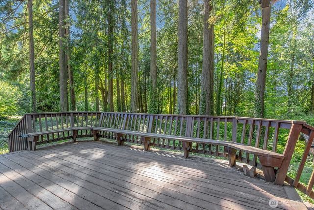 4715 NE Boston Harbor Road, Olympia, WA 98506