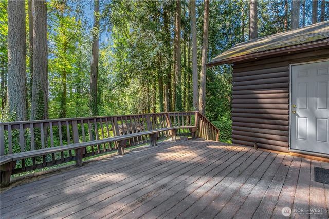 4715 NE Boston Harbor Road, Olympia, WA 98506