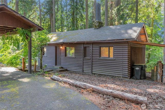 4715 NE Boston Harbor Road, Olympia, WA 98506