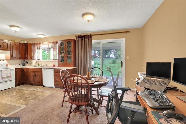 6250 HUNTINGDON ST, Harrisburg, PA 17111