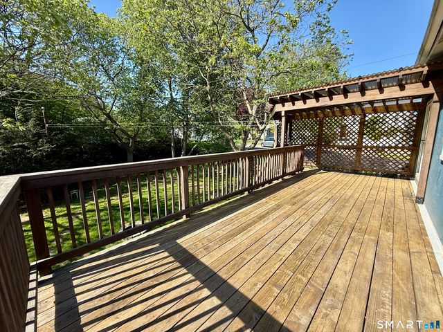 31 Hillcrest Avenue, Waterbury, CT 06705