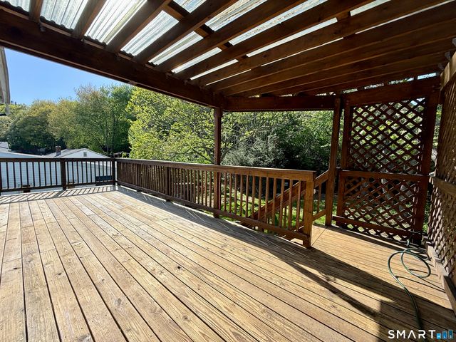 31 Hillcrest Avenue, Waterbury, CT 06705