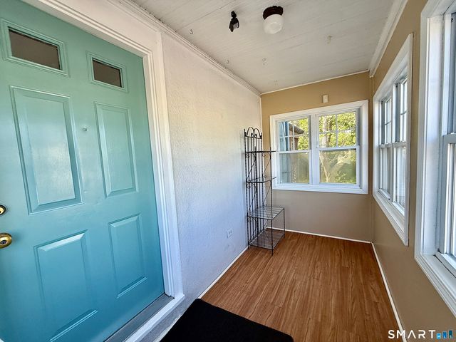31 Hillcrest Avenue, Waterbury, CT 06705