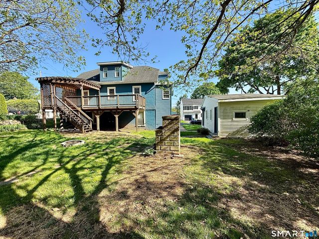 31 Hillcrest Avenue, Waterbury, CT 06705