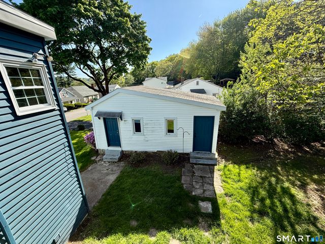 31 Hillcrest Avenue, Waterbury, CT 06705