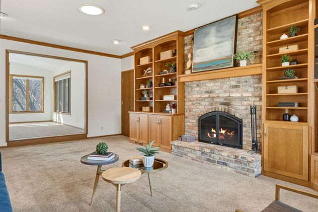 10665 Northmark Drive, Eden Prairie, MN 55344