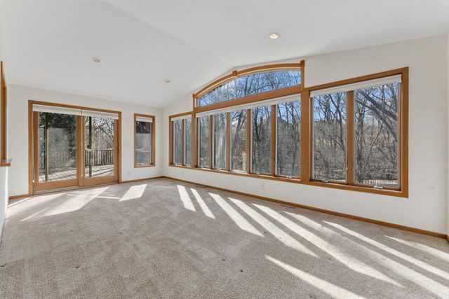 10665 Northmark Drive, Eden Prairie, MN 55344
