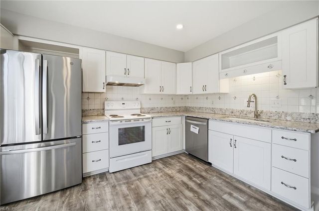 1695 Meredith RD, Virginia Beach, VA 23455