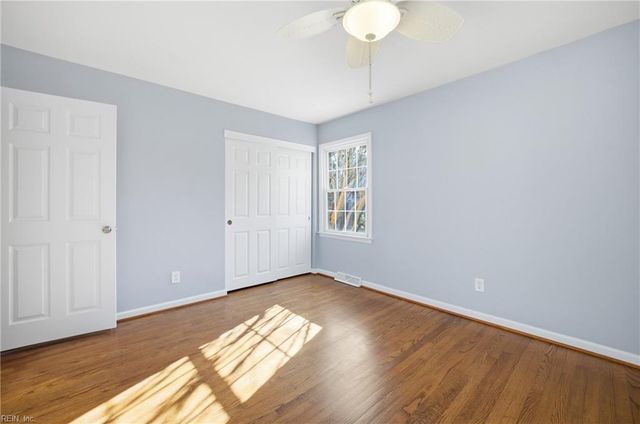 1695 Meredith RD, Virginia Beach, VA 23455