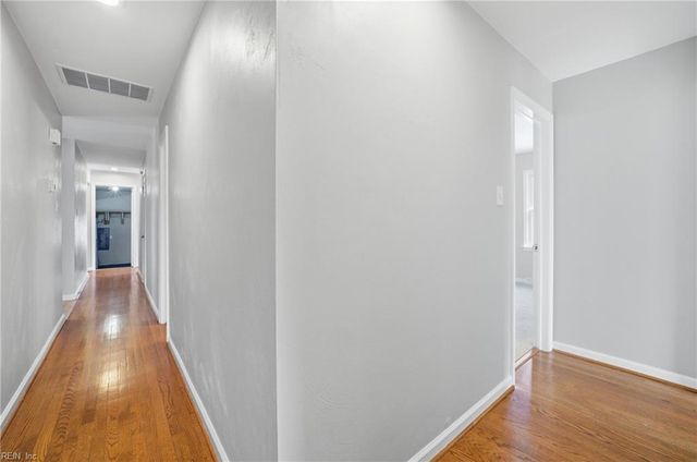 1695 Meredith RD, Virginia Beach, VA 23455