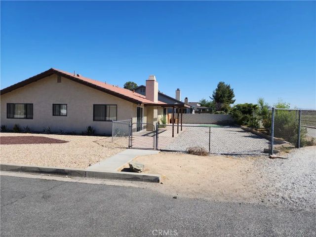 18663 Arrowhead Trail, Victorville, CA 92395